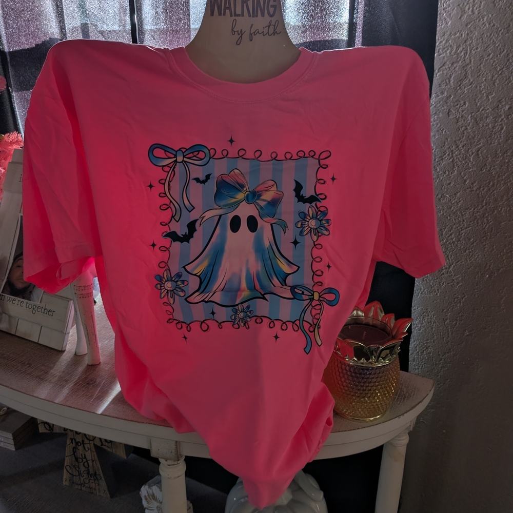Comfort Colors Pink Ghost Graphic Tee
